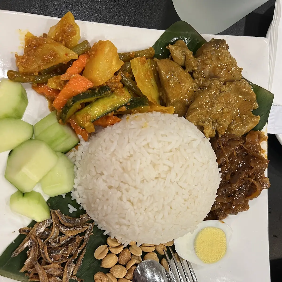 椰漿飯 nasi lemak not fried rice